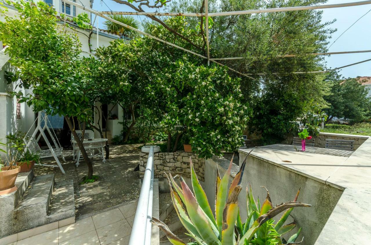 Apartment Dory Trogir Exterior photo